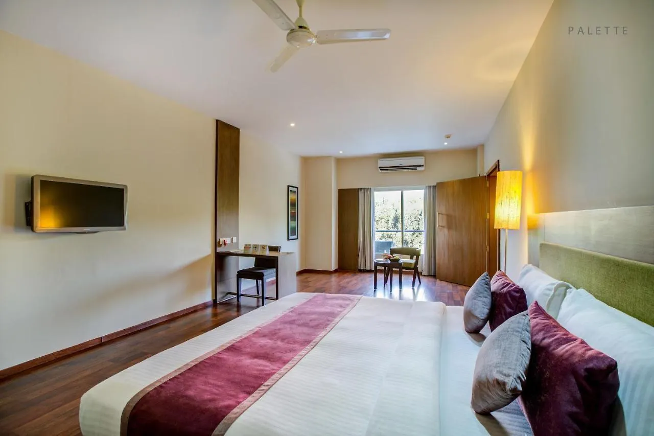 Jk Residency Cheruvathur Hotel