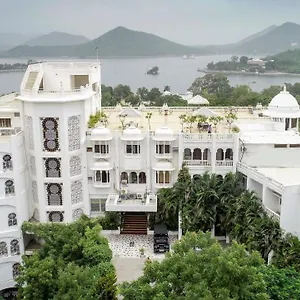 Hilltop Palace 3* Udaipur