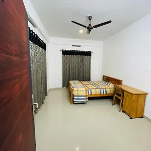 Hotel Highland Residency