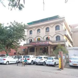 Taj Plaza, Vip Road, 3* Agra (Uttar Pradesh)
